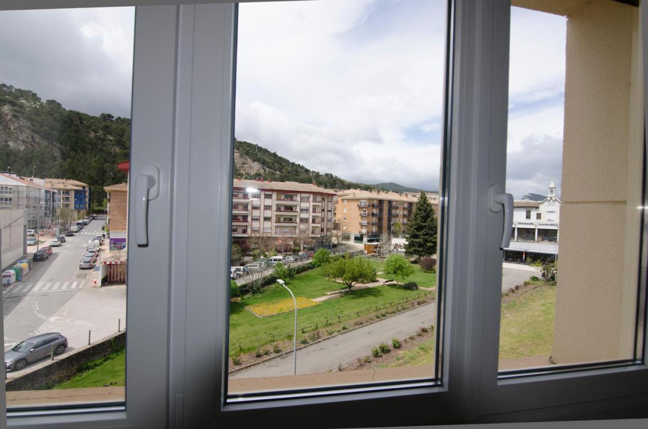 Pensión Ibai Ega Estella Exterior foto