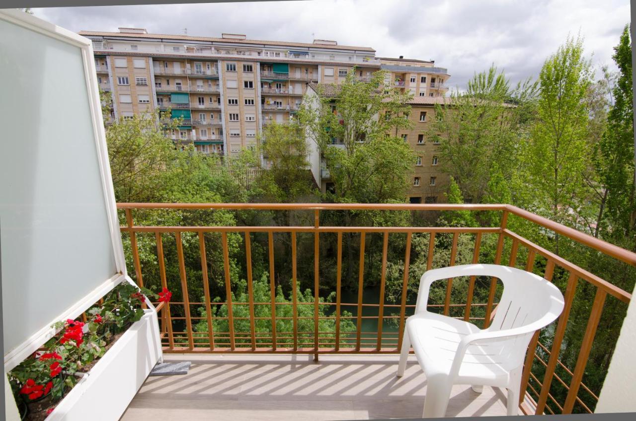 Pensión Ibai Ega Estella Exterior foto